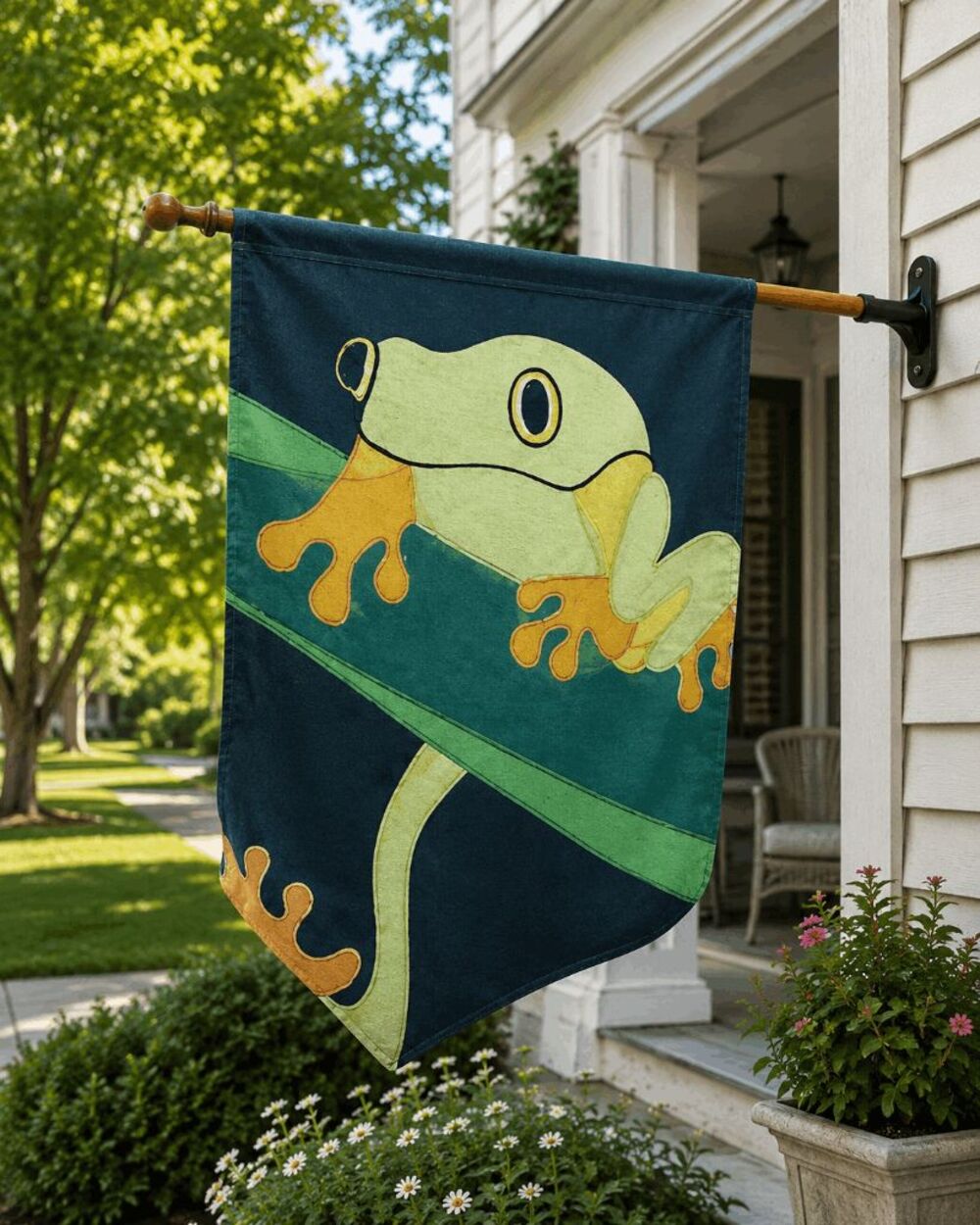New Creative Welcome Large Flag Frog 28" x 44" Stitched Green, Orange,